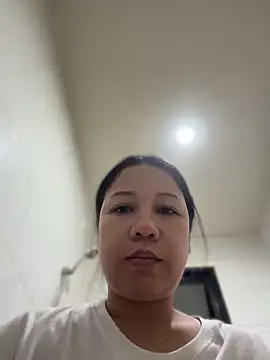 LINDA_HD: απευθείας συνομιλία ΧΧΧ