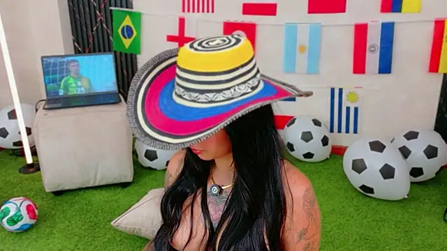 צ'אט XXX בשידור חי של EmmyEvans1