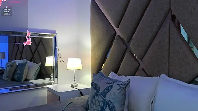 LuuluBerry Live XXX-Chat