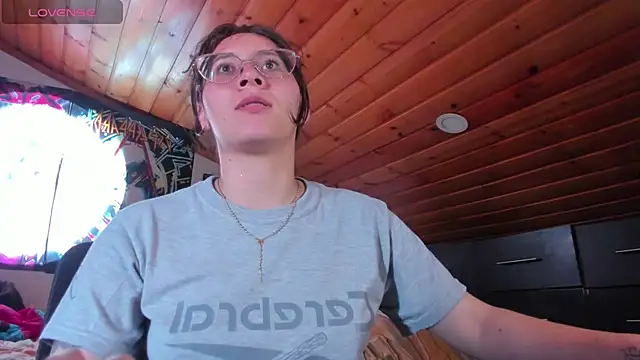 צ'אט XXX בשידור חי של Darkness_jones_