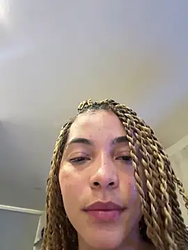 AkiraY10 Chat XXX in diretta