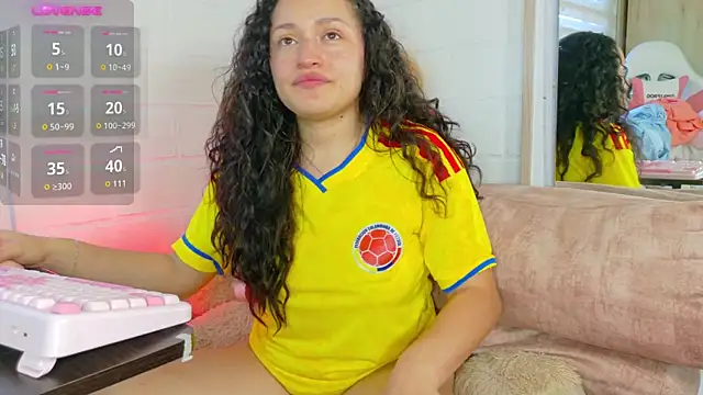 Chat XXX en directo de MeganDolll
