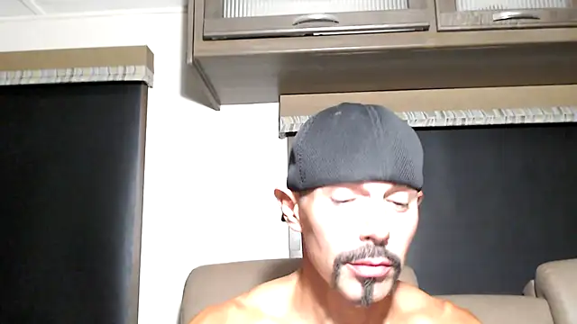ThickD2C Chat XXX in diretta