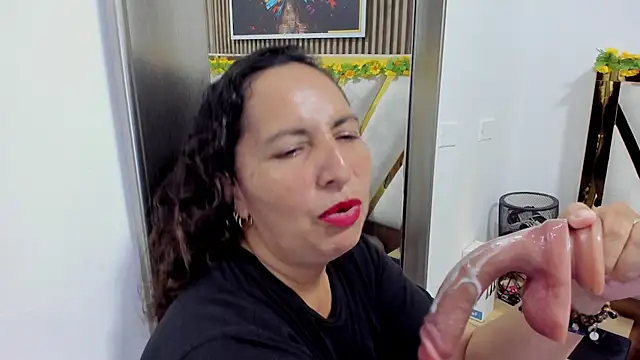 Chat XXX en directo de Luna_Naughty1