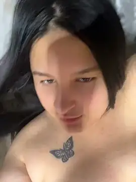Amy_arr লাইভ XXX চ্যাট