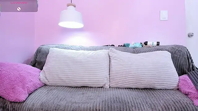 Hiyakasudere Adlı Modelin Canlı XXX Sohbeti
