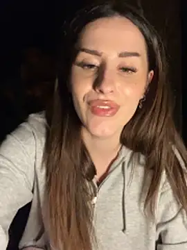 AriaAdda Adlı Modelin Canlı XXX Sohbeti