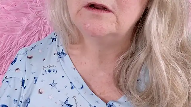 צ'אט XXX בשידור חי של Kaitlyn_Winters
