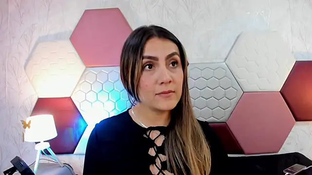 AriaRous: απευθείας συνομιλία ΧΧΧ