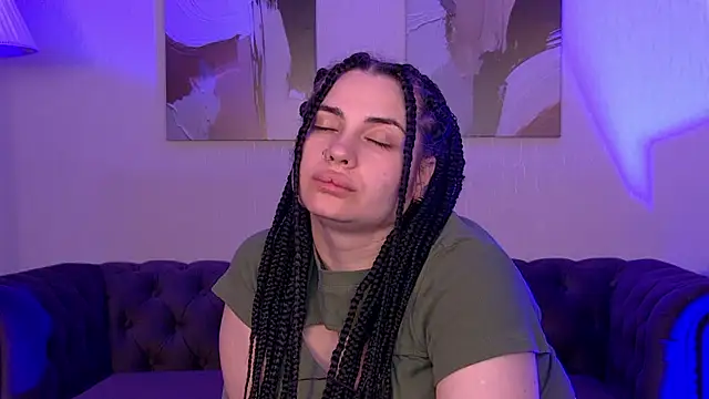 Chatroom XXX en direct de AdrianaToress