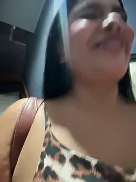 Issane_Perun Live XXX chat