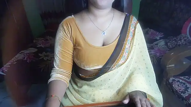 Chat XXX ao vivo de BengaliQueenStar