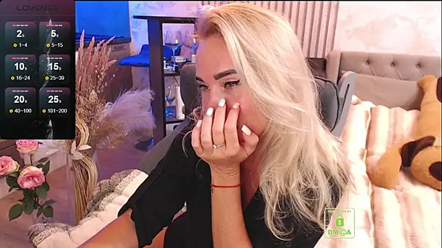 دردشة FreeBerryMILF الجنسية المباشرة