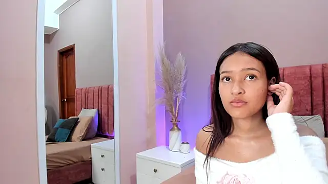 FreyaCameron Chat XXX in diretta