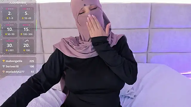 _NadiaaのライブXXXチャット