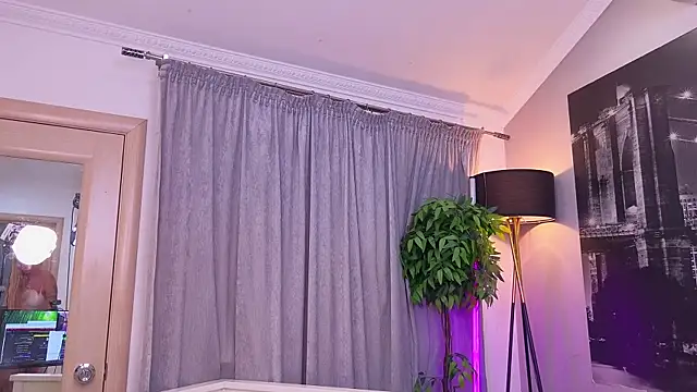 Czat XXX na żywo – JulyMilky