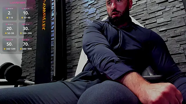Chat +18 de David_Big_Daddy ao vivo