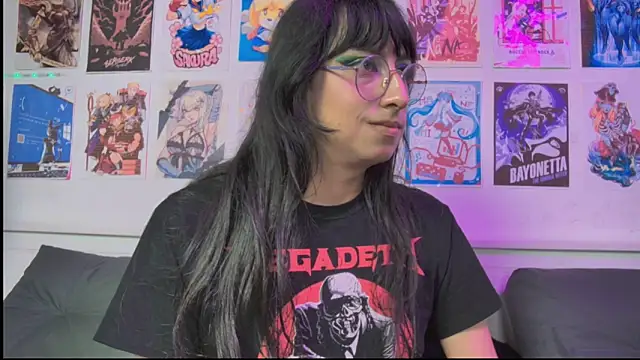 snowblack_ Chat XXX live