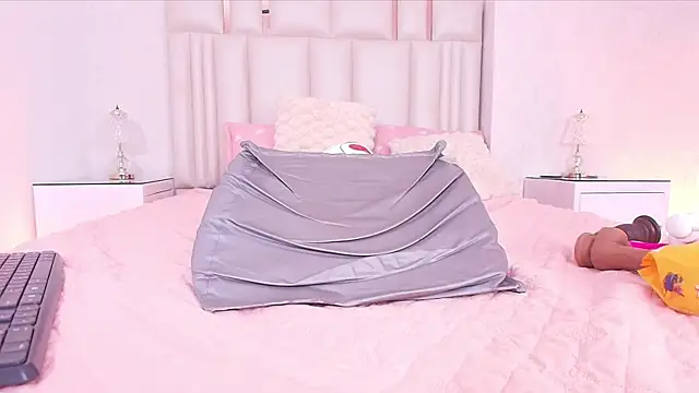 alanarose18n Live XXX chat