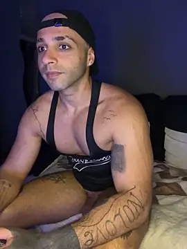 Chat XXX ao vivo de Mohdollmen