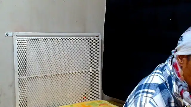 Chat XXX en directo de SlenderMatureMilfx