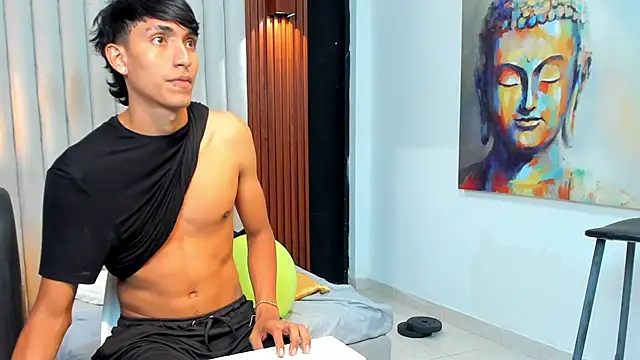 myke_tucker live XXX chat