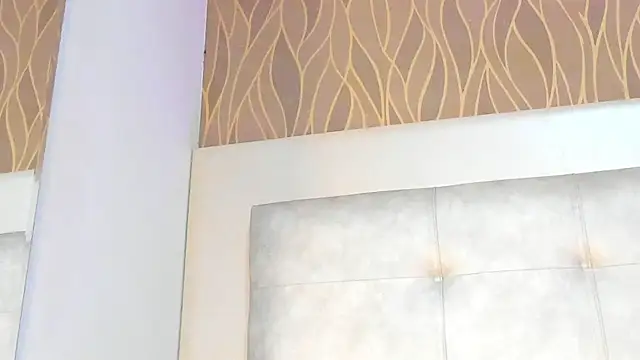 ThaliaWest's Live XXX Chat