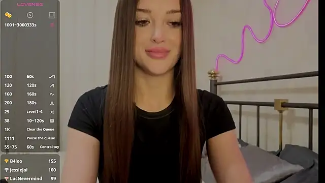 XXX chat uživo modela JennyRuthJP