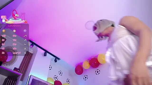 Eva__Walker élő XXX-chatje