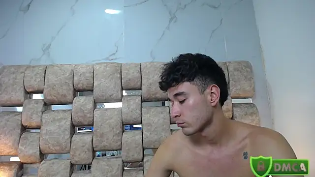 KathyAiden Chat XXX live