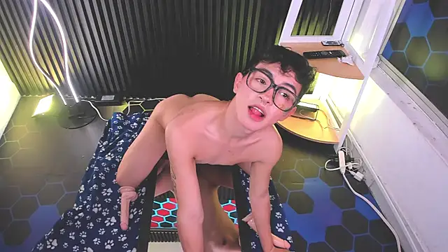 Cristopher_Wild Live XXX Chat
