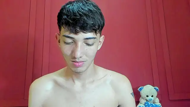 Chatroom XXX en direct de MichaelVasquex