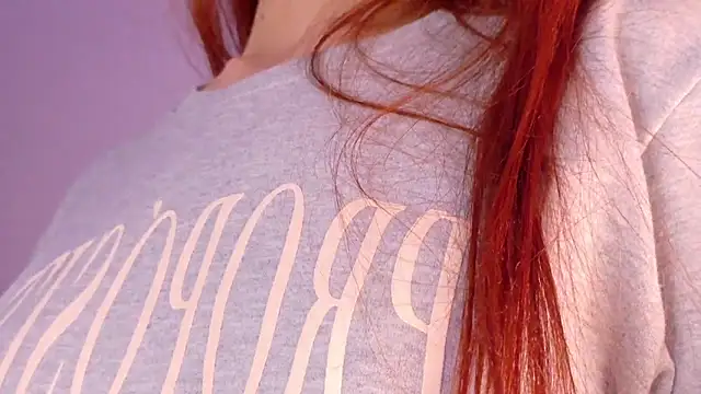 Chatroom XXX en direct de GiaBelmonth