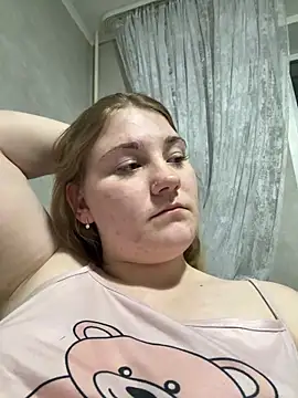 XXX chat uživo modela Flowers889
