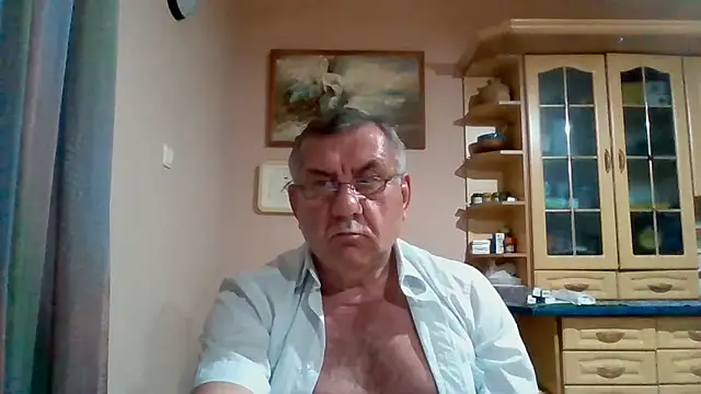 machomale3: онлайн-секс-чат