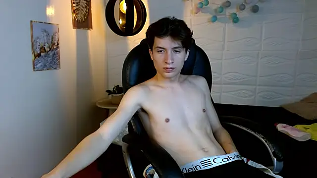 Marcoviolet Live XXX-Chat
