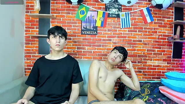 Онлайн чат XXX Hoot_boyss_