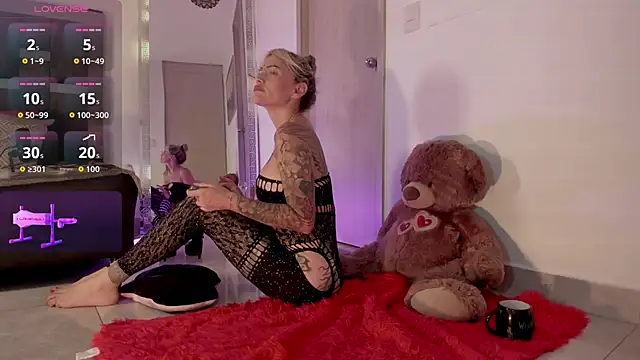 Chatroom XXX en direct de daiila_jonnes