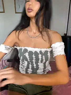 RinaErota লাইভ XXX চ্যাট