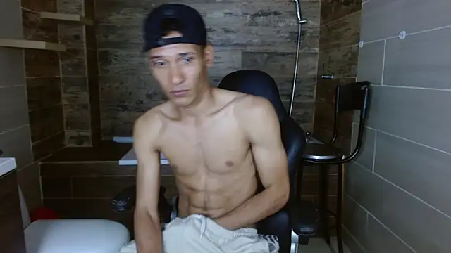 Thomas_Corso live XXX chat