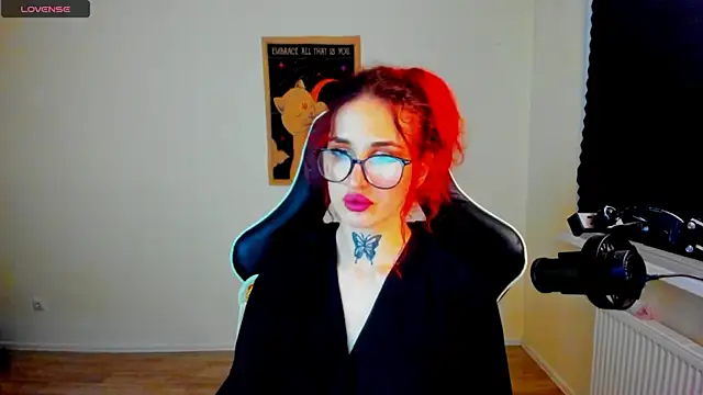 your_tora's Live XXX Chat