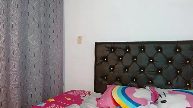 Chat XXX ao vivo de Ameliejoness_