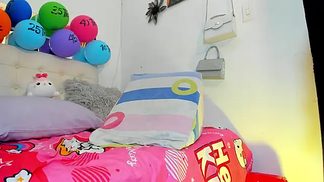 Chat XXX en directo de MiaEvans0