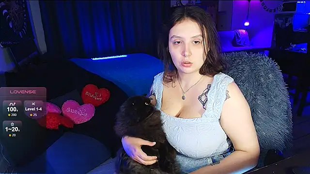 NicoleFancy Chat XXX in diretta