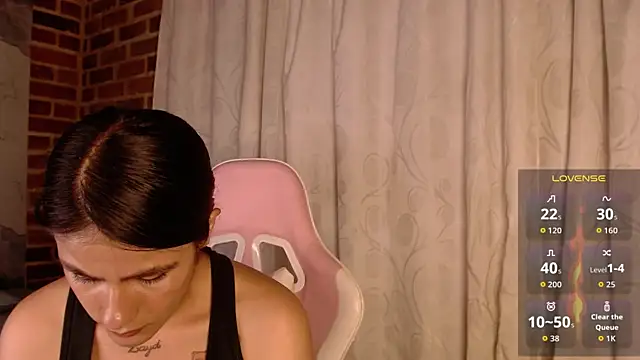 Chat +18 de ailyngg ao vivo