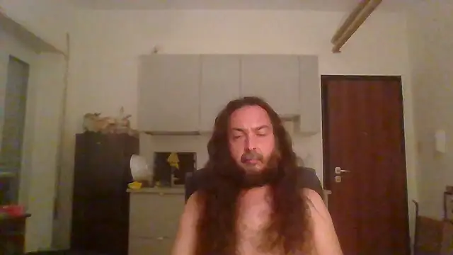 ulysses85 live XXX chat