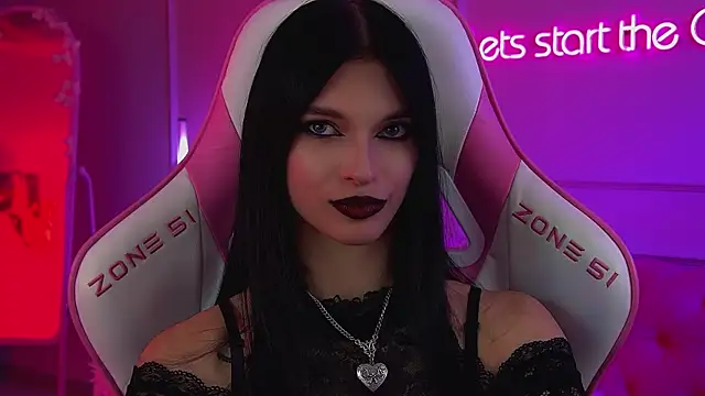BeverlyMost's Live XXX Chat