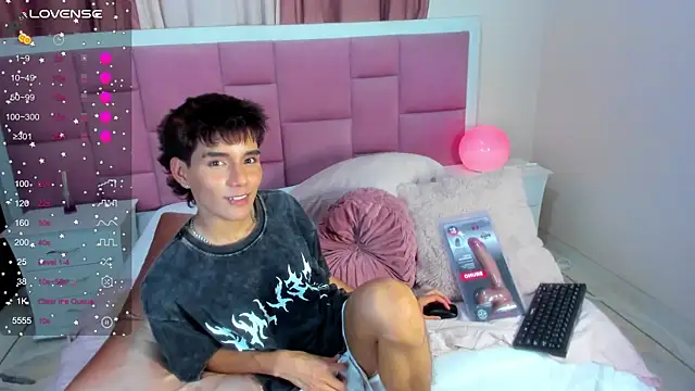 Show modela christopher_robin4 na web-kameri