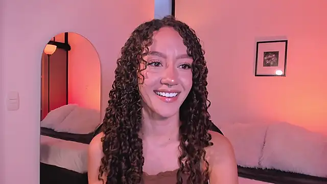 Chat XXX en directo de ChloeMoreti