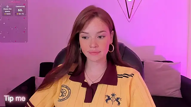 CorinneRusso Adlı Modelin Canlı XXX Sohbeti
